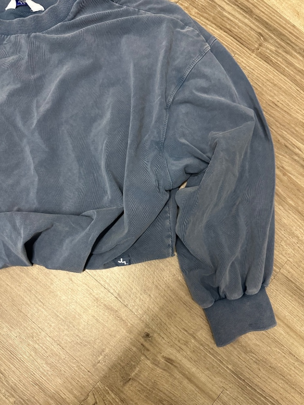 Bubble Hem Long Sleeve Top - Picture 3 of 8